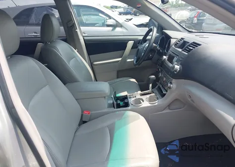 2012 Toyota Highlander Base V6 из США, поврежденный, VIN 5TDZK3EH1CS085062